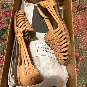 Nisolo huarache sandals / shoes - sold at Anthropologie.